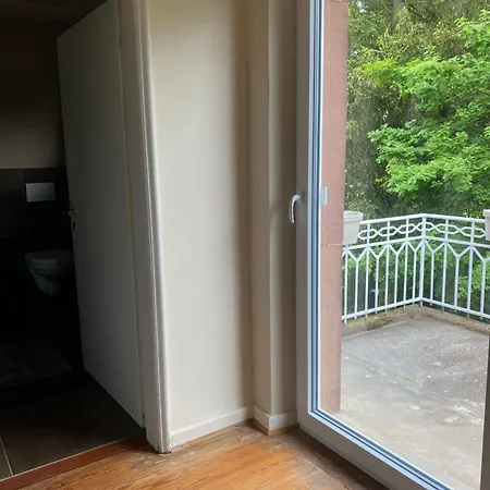 120qm Altbauwohnung Apartment Weilerbach